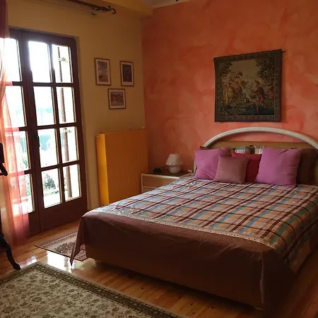 Voirani Villa *
